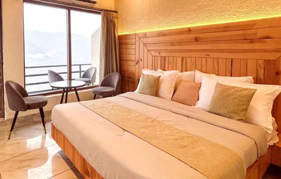 Hotel On The Edge Mussoorie