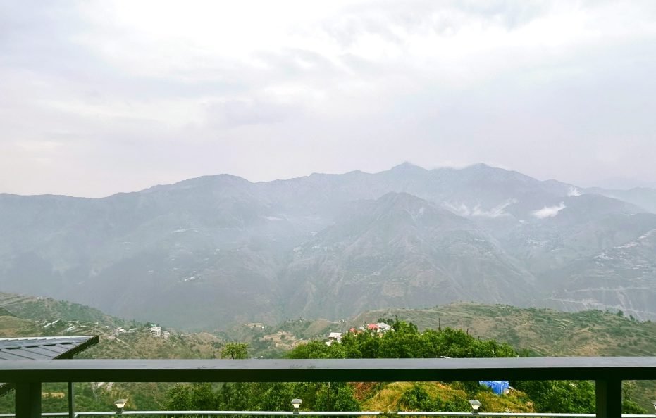 Hotel On The Edge Mussoorie